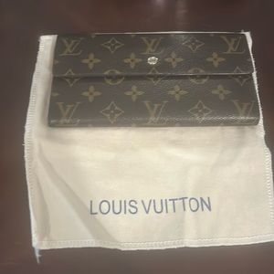 Louis Vuitton Long Wallet
